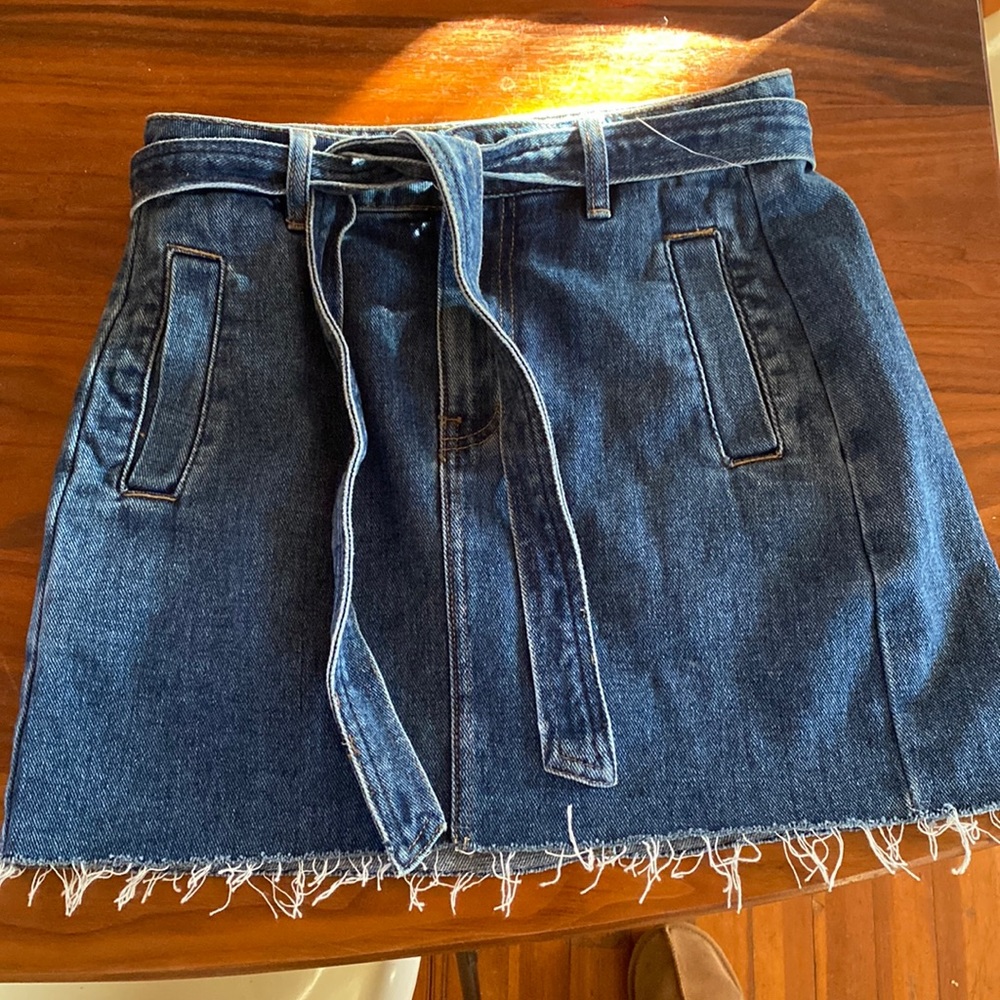 Belted denim mini skirt